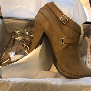 Fergalicious Crissy/Chatgrey booties-taupe